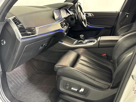 2020-BMW-X5-xDrive30d-M-Sport_9