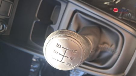 2026-Suzuki-Ertiga-15-GA_17