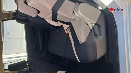 2026-Suzuki-Ertiga-15-GA_18