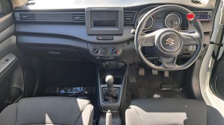 2026-Suzuki-Ertiga-15-GA_5