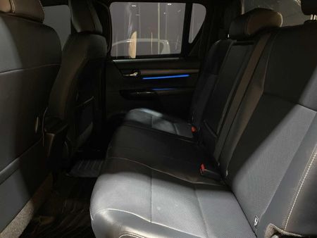 2026-Toyota-Hilux-28-GD-6-Raised-Body-Legend-4x4-Auto-Double-Cab_13