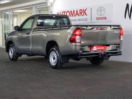 2026-Toyota-Hilux-24-GD-Single-Cab_10