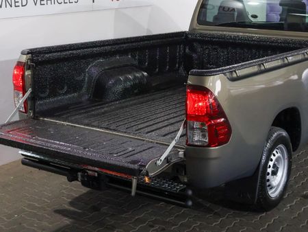 2026-Toyota-Hilux-24-GD-Single-Cab_13