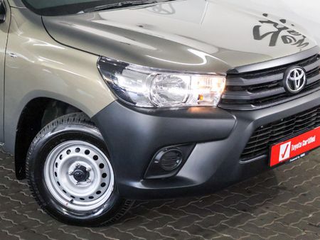 2026-Toyota-Hilux-24-GD-Single-Cab_1