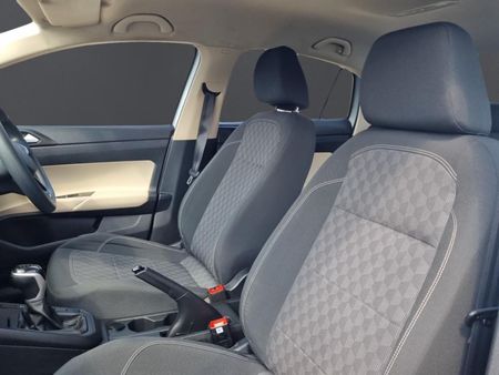 2024-Volkswagen-Polo-16-Classic-Auto_13