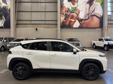 2024-Suzuki-Fronx-15-GL_1