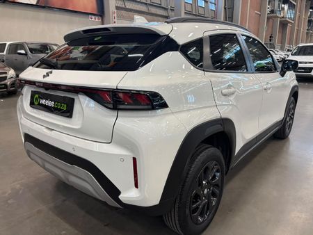 2024-Suzuki-Fronx-15-GL_2