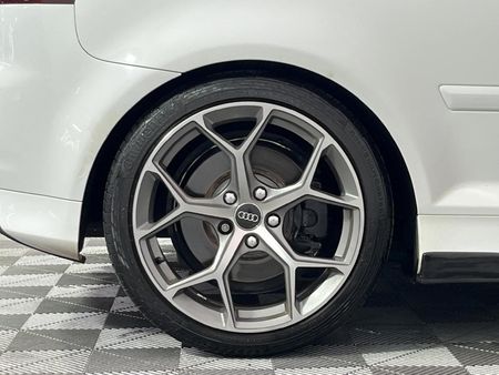 2010-Audi-S3-quattro-Auto_16