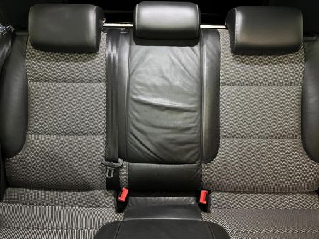 2010-Audi-S3-quattro-Auto_7