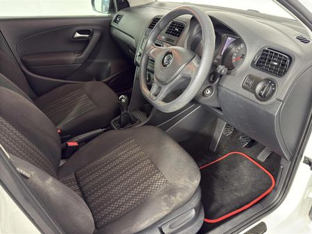 2016-Volkswagen-Polo-GP-14-TDI-Trendline_10