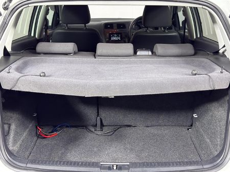2016-Volkswagen-Polo-GP-14-TDI-Trendline_13