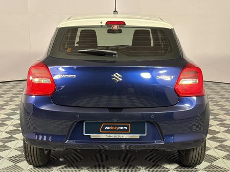 2022-Suzuki-Swift-12-GLX_4