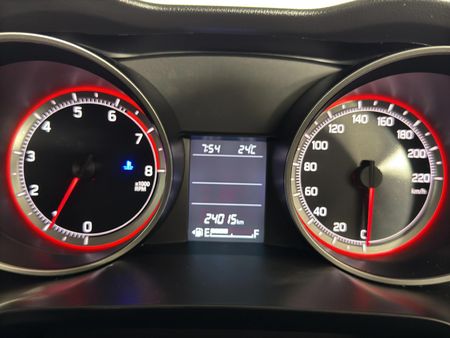 2022-Suzuki-Swift-12-GLX_7