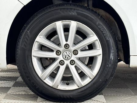 2012-Volkswagen-Polo-14-Trendline-5-dr_16