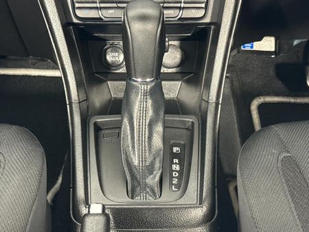 2022-Suzuki-Vitara-Brezza-15-GLX-Auto_11