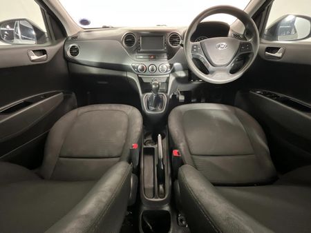 2018-Hyundai-Grand-i10-10-Fluid_6