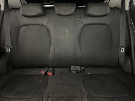 2018-Hyundai-Grand-i10-10-Fluid_8