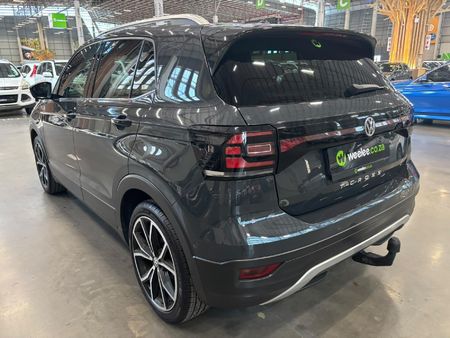 2020-Volkswagen-T-Cross-10-TSI-Highline-Auto_4