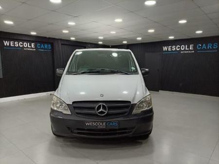 2012-Mercedes-Benz-Vito-116-CDI-CrewBus_3