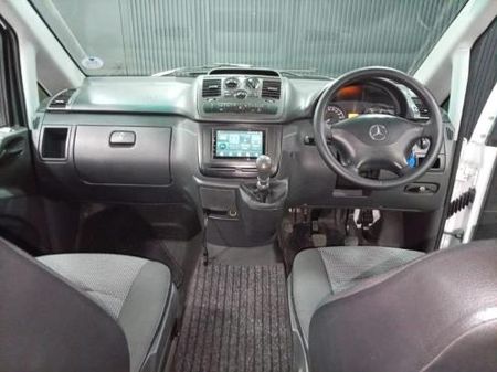 2012-Mercedes-Benz-Vito-116-CDI-CrewBus_7
