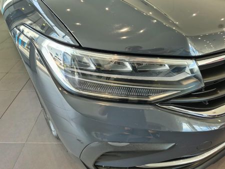 2021-Volkswagen-Tiguan-14-TSI-Comfortline-Auto-110kW_10