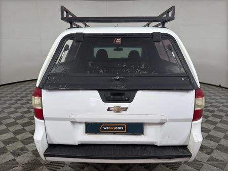 2015-Chevrolet-Utility-14-AC_4