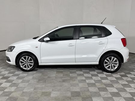2019-Volkswagen-Polo-Vivo-14-Comfortline-5-dr_5