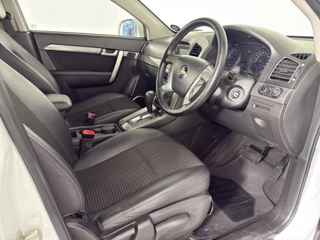 2013-Chevrolet-Captiva-24-LT-Auto_10
