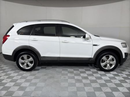 2013-Chevrolet-Captiva-24-LT-Auto_3