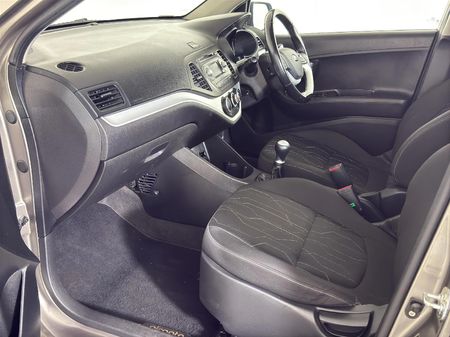 2013-Kia-Picanto-12-EX_9