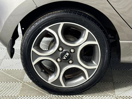 2013-Kia-Picanto-12-EX_17