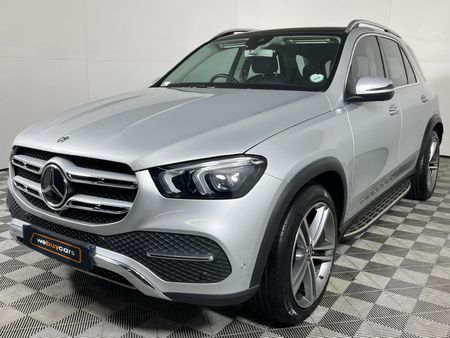 2020-Mercedes-Benz-GLE-300d-4Matic_0