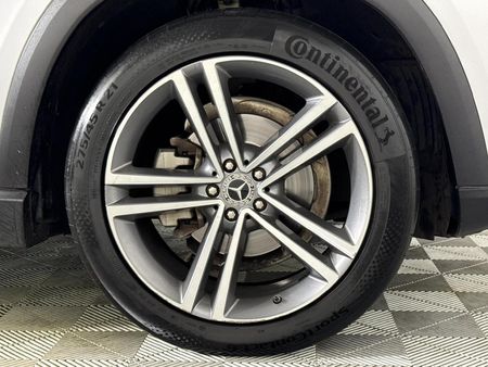 2020-Mercedes-Benz-GLE-300d-4Matic_17