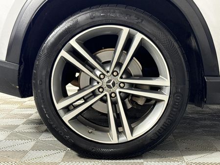 2020-Mercedes-Benz-GLE-300d-4Matic_19