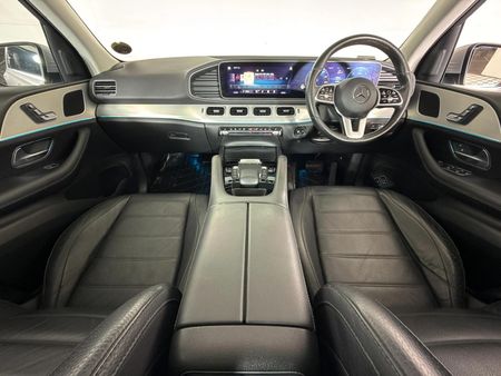 2020-Mercedes-Benz-GLE-300d-4Matic_6