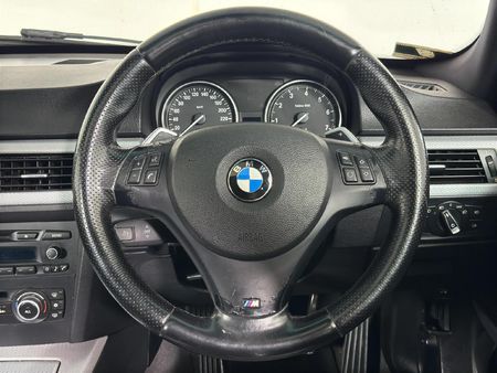 2011-BMW-3-Series-325i-M-Sport-Auto_12