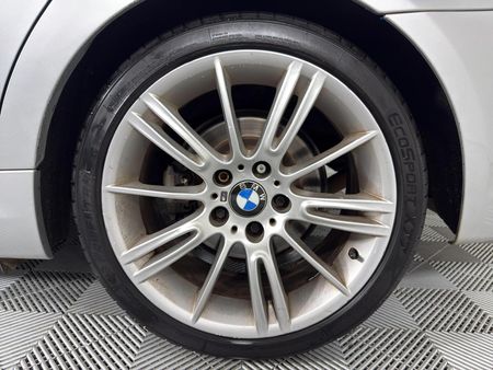 2011-BMW-3-Series-325i-M-Sport-Auto_16