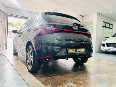 2023-Hyundai-i20-12-Fluid_2