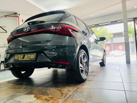 2023-Hyundai-i20-12-Fluid_4