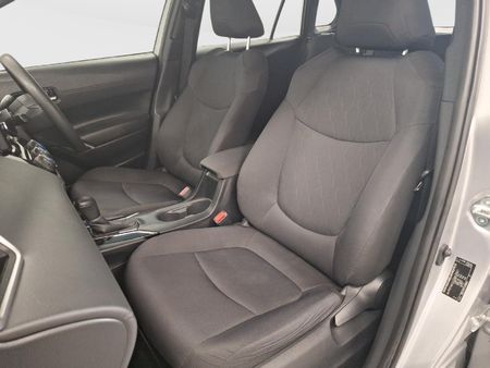 2021-Toyota-Corolla-Cross-18-XI_11