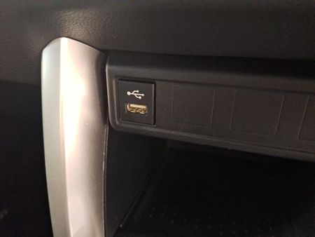2021-Toyota-Corolla-Cross-18-XI_16