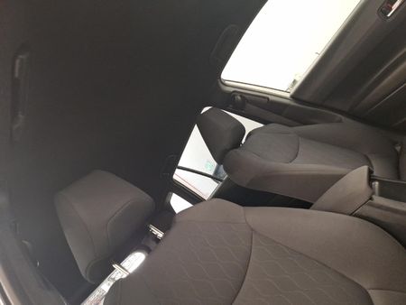 2021-Toyota-Corolla-Cross-18-XI_17