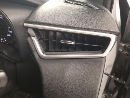 2021-Toyota-Corolla-Cross-18-XI_20