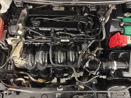2017-Ford-Figo-15-Ambiente-5-dr_13