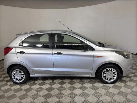 2017-Ford-Figo-15-Ambiente-5-dr_3