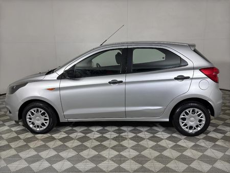 2017-Ford-Figo-15-Ambiente-5-dr_5