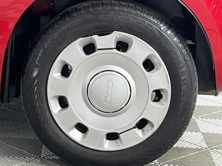 2014-Fiat-500-12_17