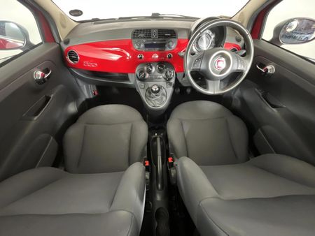 2014-Fiat-500-12_6