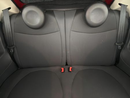 2014-Fiat-500-12_8