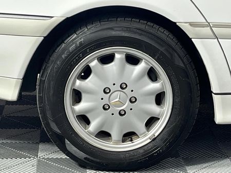 2000-Mercedes-Benz-C-Class-C-240-Elegance-Auto_17